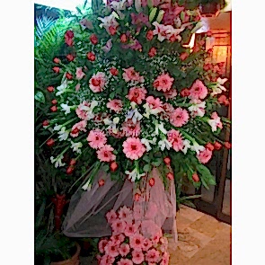 Pembe Gerbera ve Güllerden Hazırlanmış Düğün Nişan Çiçekleri 