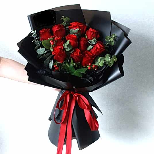 9 Adet Kırmızı Gül Buketi