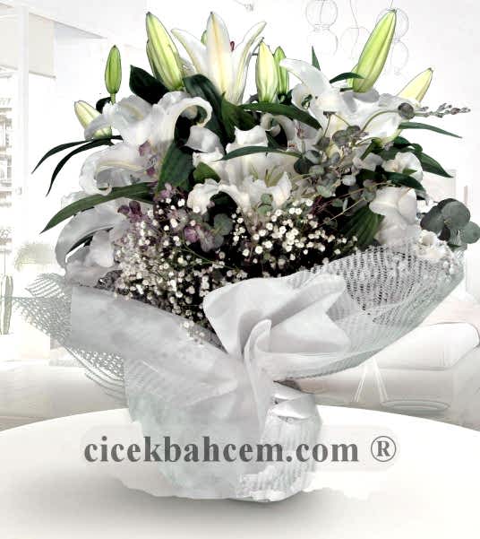 Beyaz Kokulu Lilyum Buketi