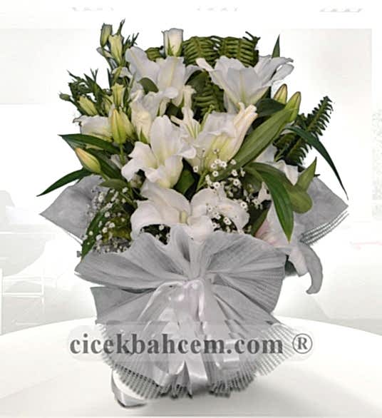 Beyaz Lilyum Buketi SA440