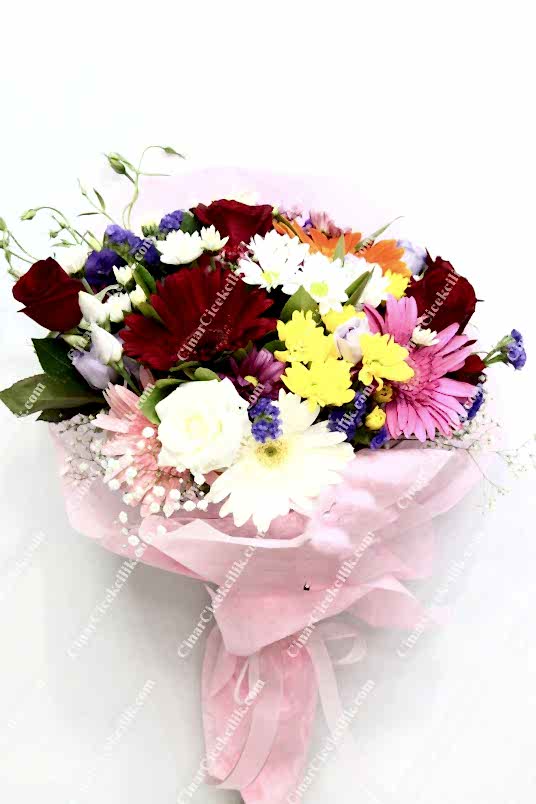 'Kalbimin Parçasısın" Karışık Mevsim Çiçeği