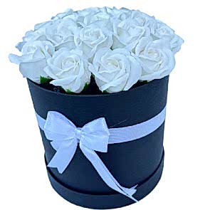 İthal Yapay 17 Beyaz Gül | Solmayan Asalet ve Şıklık