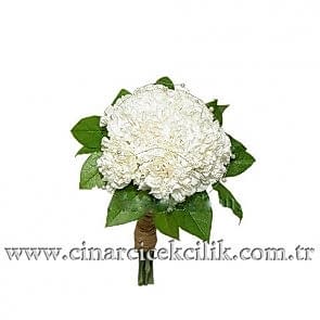 Beyaz Karanfillerden Hazırlanmış Gelin Çiceği