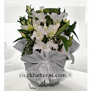 Beyaz Lilyum Buketi SA440
