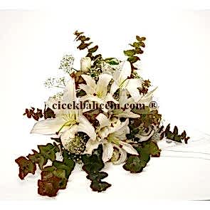 Beyaz Natural Tarzda Hazırlanmış Gelin Buketi