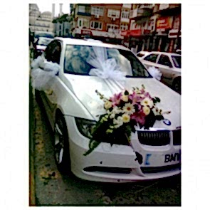 Düğün Arabası Süsleme Kır Çiçekleri 