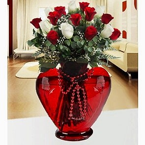 Kalbimin Sahibi 15 Adet Kırmızı Beyaz Gül KALP101