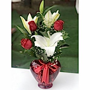 Kalp Vazoda 3 Kırmızı Gül ''I LOVE YOU''