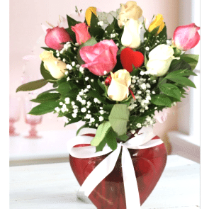 Aşkın Gökkuşağı, Kalp Vazoda Renki Güller™
