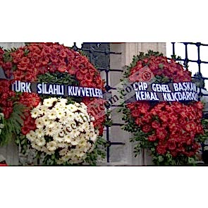Kurumlar İçin Özel Hazırlanmış Cenaze Çelenkleri