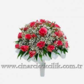 Pembe Güllerden Hazırlanmış Gelin Çiçeği