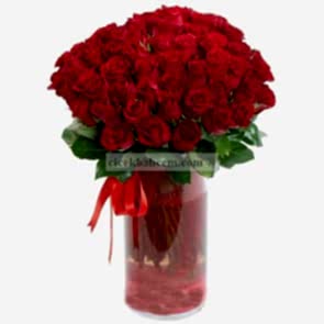101 Kırmızı Cam Vazoda Gül 