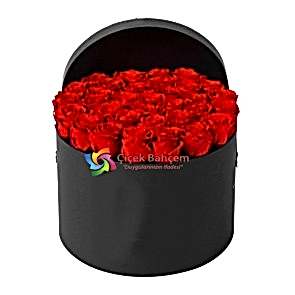 Siyah Yuvarlak Kutu İçinde 35 Adet Kırmızı Gül
