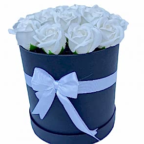 İthal Yapay 17 Beyaz Gül | Solmayan Asalet ve Şıklık